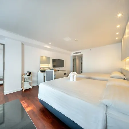 Jomtien Palm & - Family-friendly โรงแรม 5*