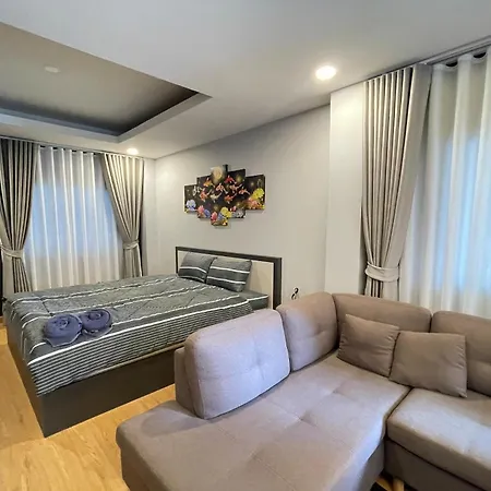 Marin House โฮมสเตย์ Pattaya