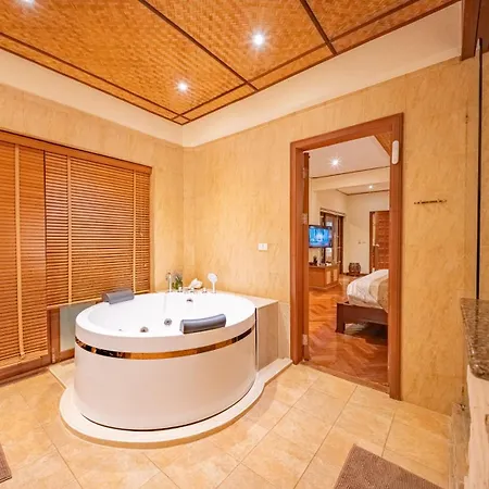 อพาร์ทเม้น Orchid House Pattaya, Totally Private Pool