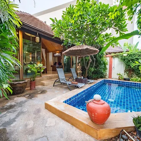 I, Totally Private Pool อพาร์ทเม้น *