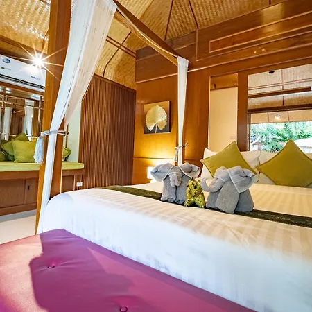 Iii, Totally Private Pool Pattaya