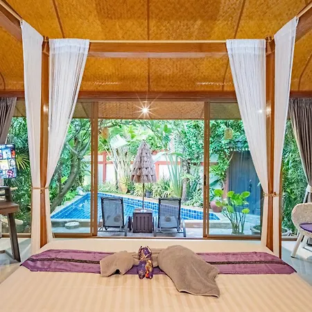 I, Totally Private Pool อพาร์ทเม้น *