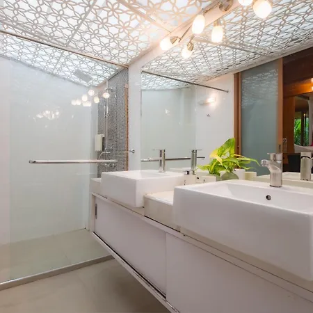 Ii, Totally Private Pool อพาร์ทเม้น Pattaya