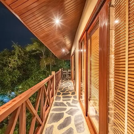 อพาร์ทเม้น Orchid House Pattaya, Totally Private Pool