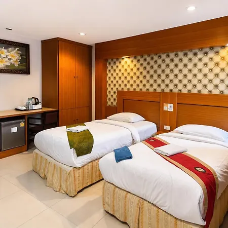 The Esse โรงแรม 3*