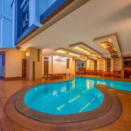 โรงแรม Tycoon *