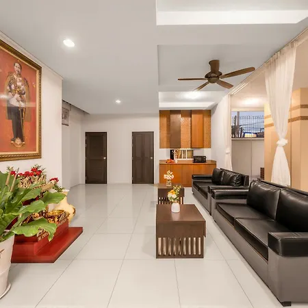 โรงแรม Tycoon *