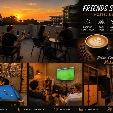 ที่พัก Friends Station & Cafe Pattaya