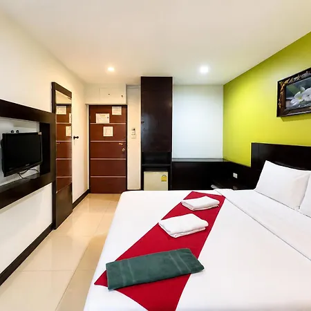 The Esse Hotel 3*