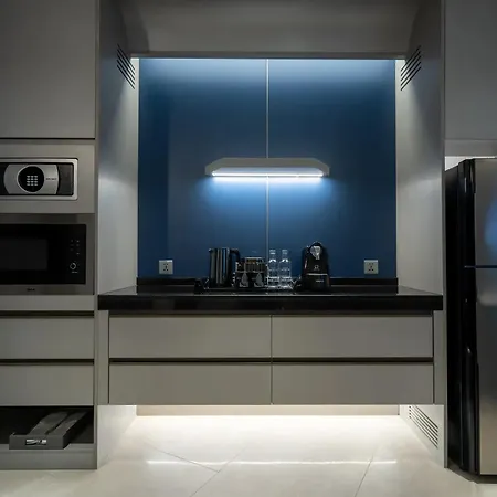 Grande Centre Point Space 5*