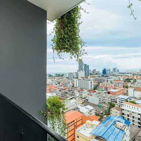 โรงแรม อาเบอร์ โฮเทล แอนด์ เรสซิเดนซ์