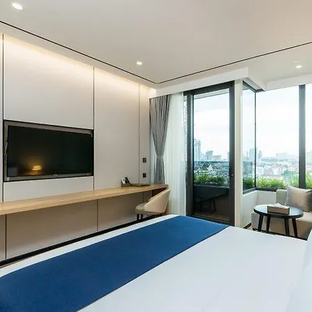 โรงแรม อาเบอร์ โฮเทล แอนด์ เรสซิเดนซ์