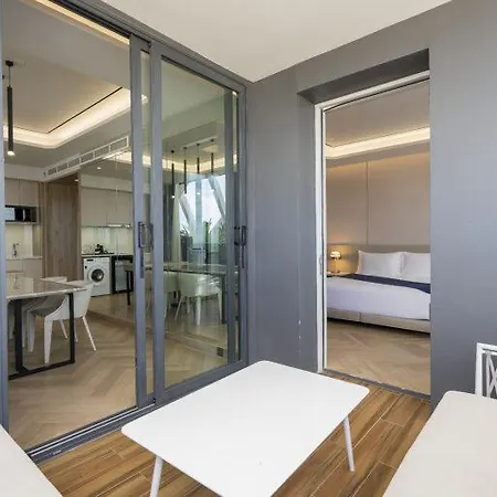โรงแรม อาเบอร์ โฮเทล แอนด์ เรสซิเดนซ์ 5*