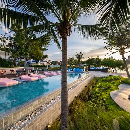 Hotel Kram 5*