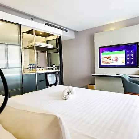 Hotel Citrus Grande By Compass Hospitality