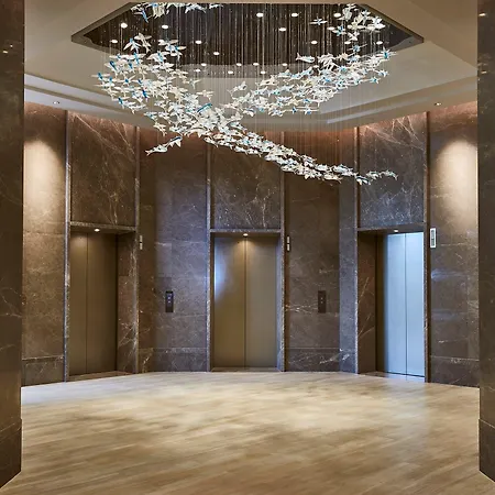 Grande Centre Point 5*