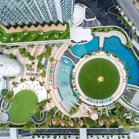 Grande Centre Point โรงแรม Pattaya