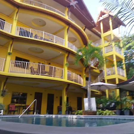 Phratamnak & - 100 Mtr From The Guest house Pattaya