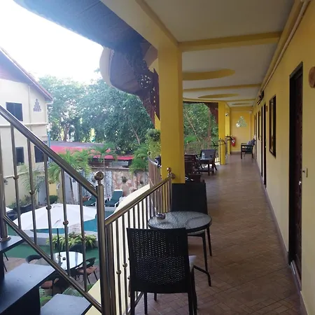 Phratamnak & - 100 Mtr From The Guest house Pattaya