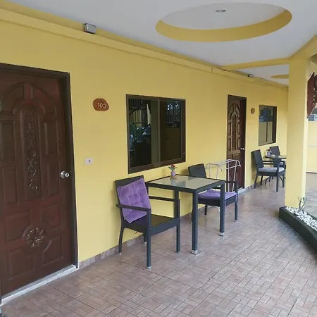 Phratamnak & - 100 Mtr From The Guest house Pattaya