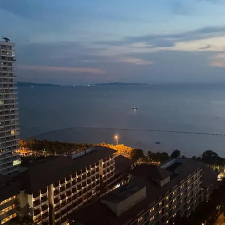 Beautiful Sea View Cozy * Pattaya