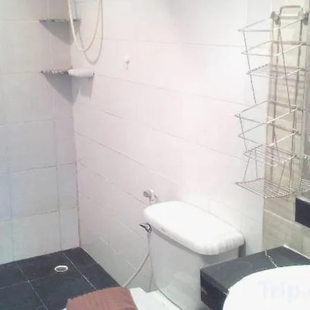 M Place Hotel 2*