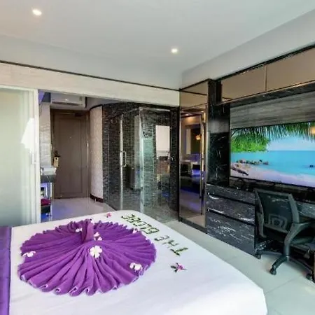 The Globe Hotel, Bar & Restaurant 3* Pattaya