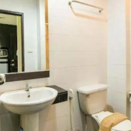 M Place Hotel 2*