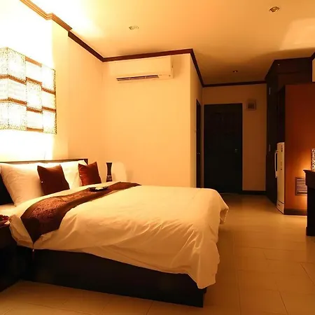 Sritrakul Place Hotel