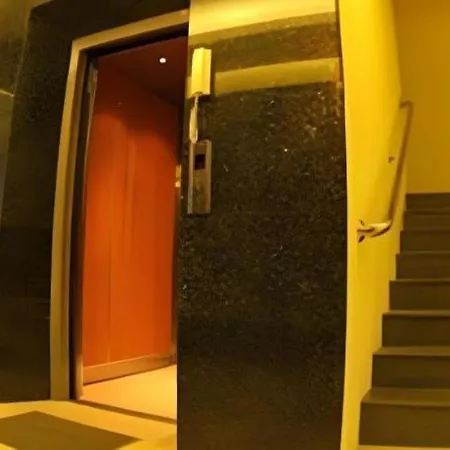 R-con Hotel