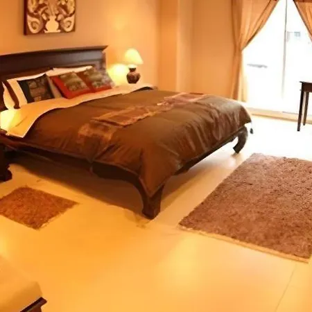 R-con 3* Pattaya