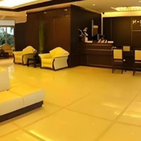 Hotel R-con 3*