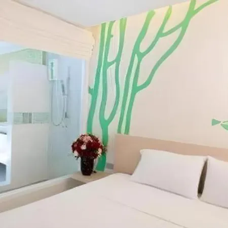 R-con Blue Ocean Hotel Pattaya