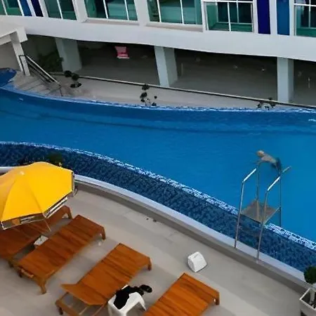 Hotel R-con Blue Ocean Pattaya