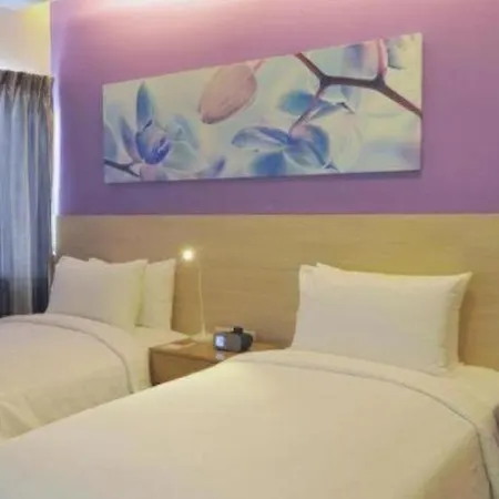R-Con Hotel @ Siam Hotel Pattaya