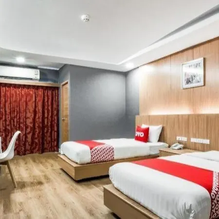 Oyo 1126 Curve Boutique 3* Pattaya