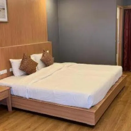 Hotel Oyo 1126 Curve Boutique Pattaya