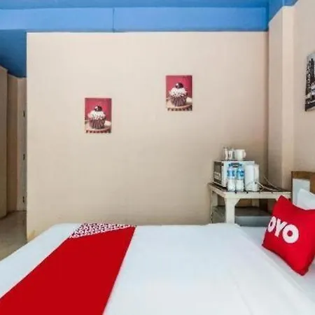 Hotel Oyo 826 Cozy