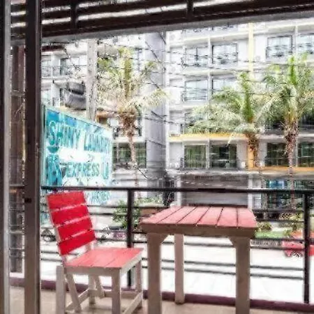 Oyo 826 Cozy Hotel 2*