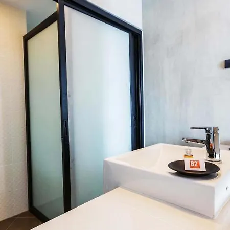 Hotel B2 South Premier