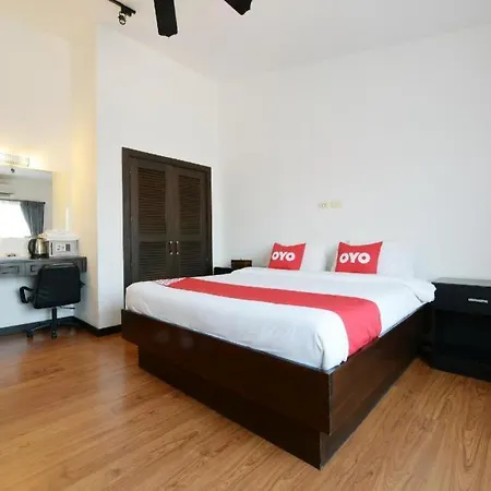 Oyo 520 Cantina Hotel Pattaya