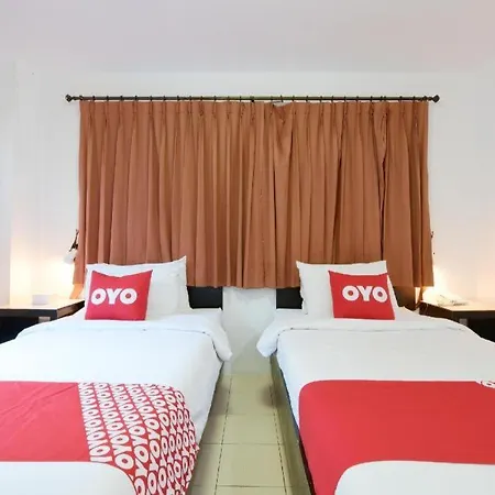 Oyo 520 Cantina 2*