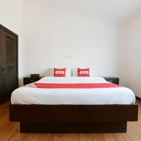 Oyo 520 Cantina Hotel Pattaya