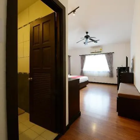Hotel Oyo 520 Cantina Pattaya