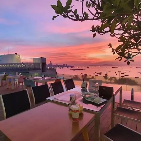 Seven Zea Chic Hotel 4*