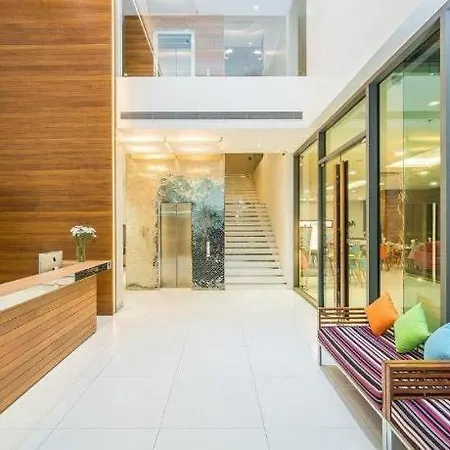 Seven Zea Chic Hotel