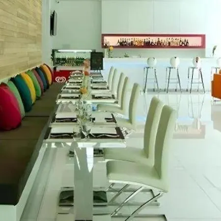 Hotel Seven Zea Chic 4*