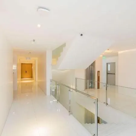 Hotel Seven Zea Chic 4*