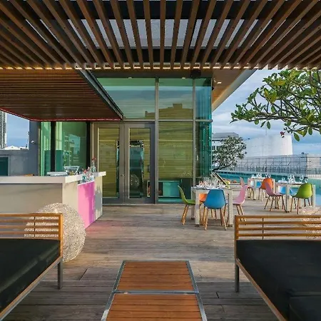 Seven Zea Chic 4* Pattaya