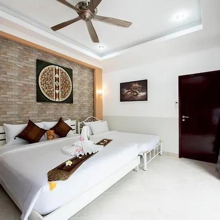 Mm Pool * Pattaya